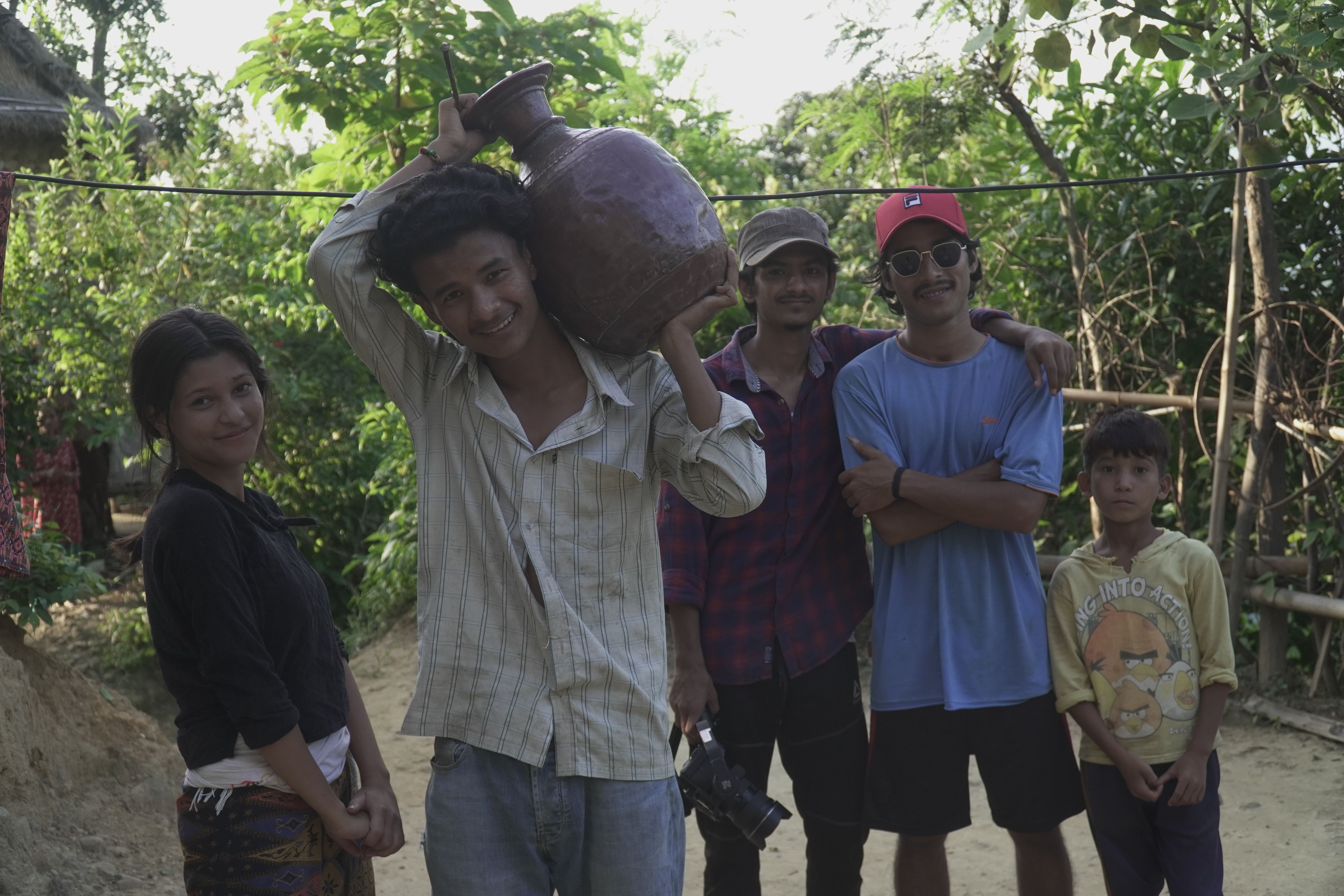Behind the scenes 15